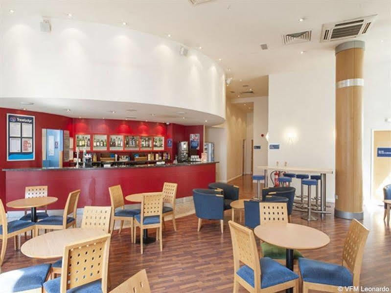 Ramada Encore York Kültér fotó